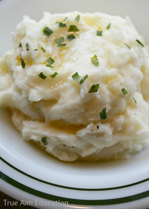 Easy garlic mashed potatoes