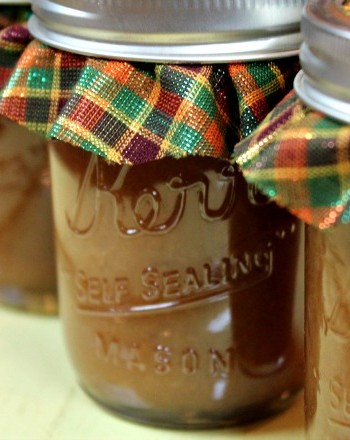 Homemade Apple butter recipe for gifts
