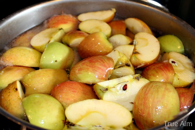 apples cooking for apple butter